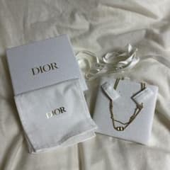 【明日まで値下げ‼️】Dior Petit CD ダブル ネックレスのサムネイル