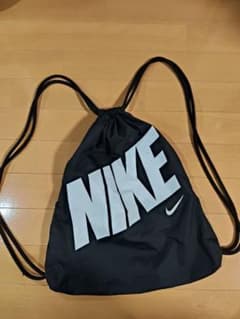 NIKE ナップサック ブラックのサムネイル