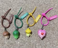 おさわり探偵 なめこ栽培キット キーホルダー 4種セットのサムネイル