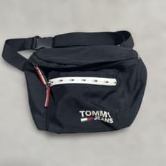TOMMY JEANS ボディバッグ ブラックのサムネイル