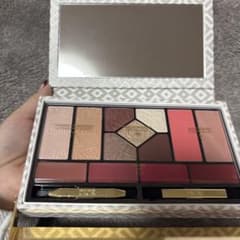 DIOR クリスマスコフレ2025 パレット - メルカリ