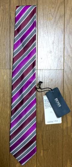 HUGO BOSS ヒューゴボス　ネクタイのサムネイル