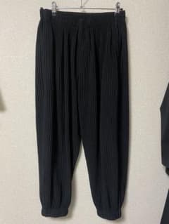 homme plisse issey miyake ジョガーパンツのサムネイル