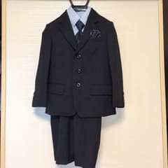男子フォーマルスーツのサムネイル