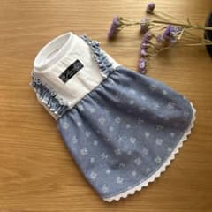 犬服　ハンドメイド　重ね着風上品な袖なしワンピース　Sサイズ　女の子　春夏のサムネイル