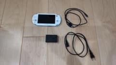 PlayStation®Vita（PCH-2000シリーズ）Wi-Fiモデル …のサムネイル