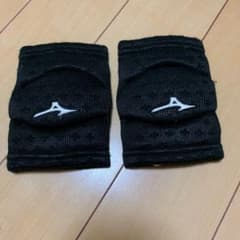 ミズノ バレーボール 肘サポーターのサムネイル