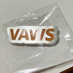 VAWS ピンバッジ オレンジ・シルバー Vaundy バウンディ ピンズ ピンバッジ オレンジ シルバー VAWS - メルカリ