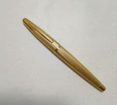 A.DUNHILL ダンヒル 万年筆 AD2000 ゴールド バーレイM 18K - メルカリ