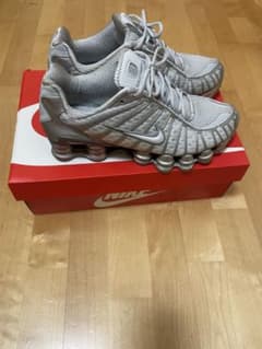 Nike Shox tlのサムネイル