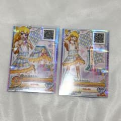 アイカツオンパレード 星宮いちご キャラ違い　クラッカーマカロンのサムネイル
