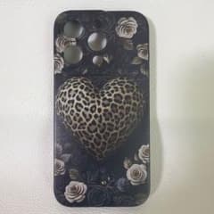 ヒョウ柄ハートデザイン iPhone15PRO用ケース ソフトのサムネイル