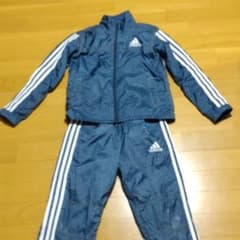 アディダス　ウィンドブレーカー上下セット　140㌢のサムネイル