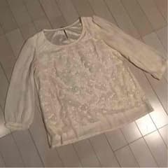 花柄ブラウスのサムネイル