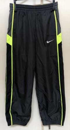 NIKE ナイキ パンツ　キッズSのサムネイル