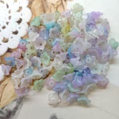 【48】アクリルビーズ　フラワー　12mm　100個のサムネイル