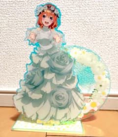 五等分の花嫁*　アクリルスタンド　中野四葉 オーロラアクリルジオラマ