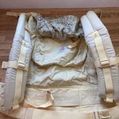 エルゴベビー 抱っこ紐 黄色 正規品のサムネイル