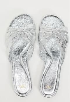 ZARA メタリックフラットサンダル size37のサムネイル