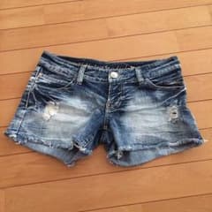 ダメージ デニムショートパンツのサムネイル