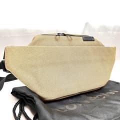未使用級】コートエシエル ボディバッグ ロゴ キャンバス レザー 多 