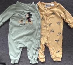 H&M ディズニーロンパース2枚セットのサムネイル