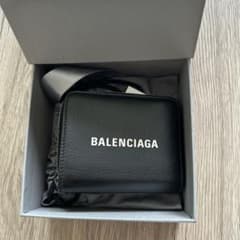 BALENCIAGA ブラックレザー財布バレンシアガのサムネイル