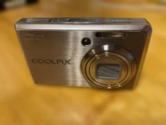 完全ジャンク】Nikon COOLPIX コンパクトデジタルカメラ - メルカリ