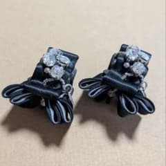 ⭐︎専用です。コンプレックスビズ　バンスクリップ　黒ビジューおリボン コンプレックスビズ クリップ 2個 リボン ビジュー 黒 デザート