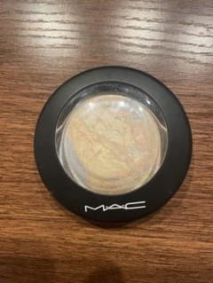 M・A・C ミネラライズ スキンフィニッシュのサムネイル