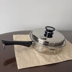 【長期保管・未使用品】アムウェイ クイーン クック中フライパン Amway Queen 蓋付き 中フライパン クィーンクック ほぼ未使用品 - メルカリ