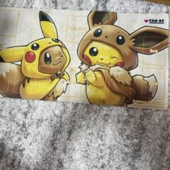 ラバープレイマット FAN OF PIKACHU & EIEVUI FAN OF PIKACHU&EIEVUI プレイマット - メルカリ