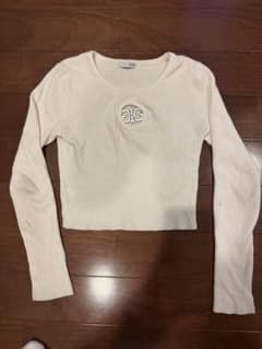 値下げあり‼️GYDA 長袖Tシャツのサムネイル