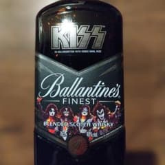 Ballantine's Finest KISS コラボウイスキー バランタインのサムネイル