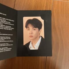 【J-HOPE】HYBE INSIGHT  ハイブインサイトのサムネイル