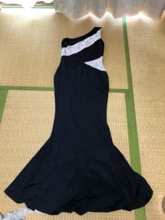 ドレスのサムネイル