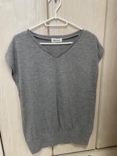 Alma Design 半袖 Vネック トップス グレー ④のサムネイル