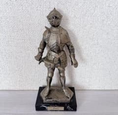 【イタリア製】西洋甲冑 騎士 置物 カララ大理石ベース ヴィンテージ ナイト イタリア製】西洋甲冑 騎士 置物 カララ大理石ベース ヴィンテージ