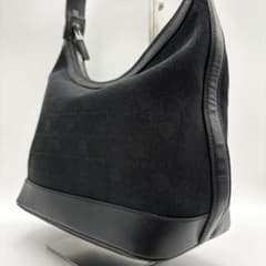 極美品✨️サルヴァトーレフェラガモ ガンチーニ柄ワンショルダー