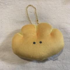 パンのぬいぐるみ マスコット チャームのサムネイル