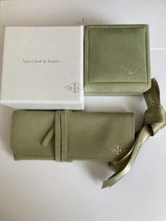 ヴァンクリーフ&アーペル ピアスケース 箱 ボックス クリーニング