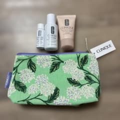 【新品未使用】CLINIQUE ポーチ＆サンプルセットのサムネイル