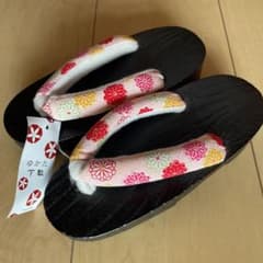 【新品】子供用　下駄　19.5センチのサムネイル