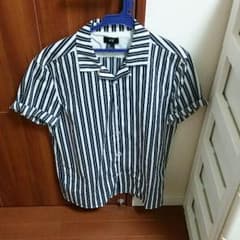 H＆Ｍ　オープンカラーシャツのサムネイル