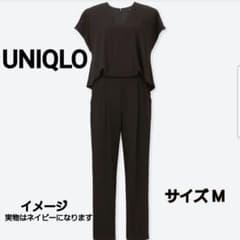 ユニクロ（UNIQLO）Vネックオールインワン サイズMのサムネイル