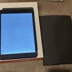 uauu m10 タブレットのサムネイル