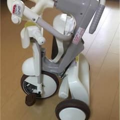 イーモ iimo 自立式コンパクト折りたたみ三輪車のサムネイル