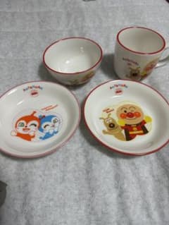 アンパンマン　食器セット（子供向け）のサムネイル