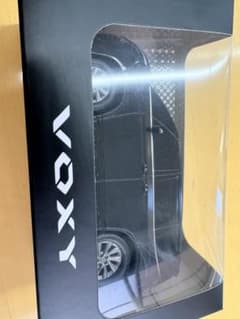非売品 レア 新型ヴォクシー ミニカー ニュートラルブラック | Mercari