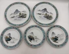 中国　1950ー1960年代　景徳鎮製　粉彩山水紋大皿小皿5点まとめ260104 中国 1950ー1960年代 景徳鎮製 粉彩山水紋大皿小皿5点まとめ260104